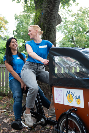 Das Mobilé-Team mit Lastenrad